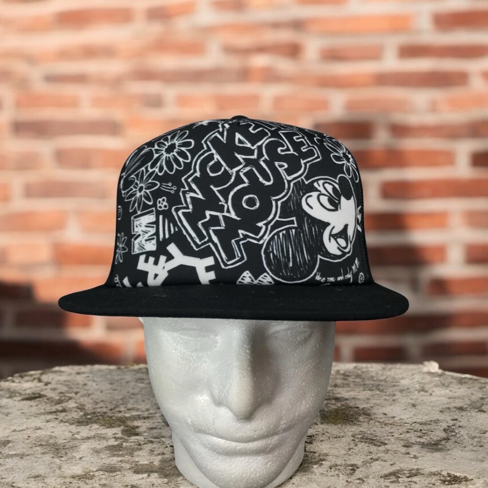 NEFF- Disney x Mickey Mouse Trucker Hat Black White Mesh Snapback NWT